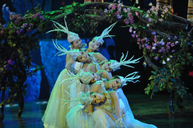 魅力湘西表演欣賞